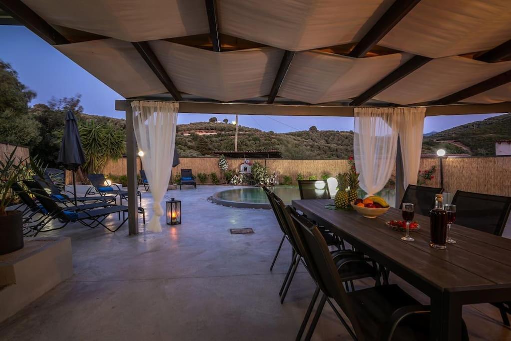 Casa Del Miele, Private Pool, Bbq, Mountain View. Villa Alikianos Exterior photo